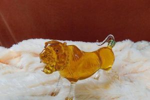 Bình rượu biểu tượng con hổ hút khách  - Ảnh 1.