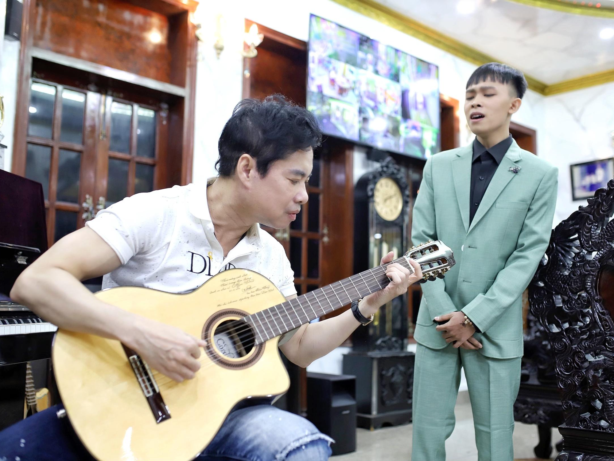 Hồ Văn Cường: Tuổi 18 suy dinh dưỡng nặng, lòng đầy tổn thương, đang viết trang mới của cuộc đời - Ảnh 2.