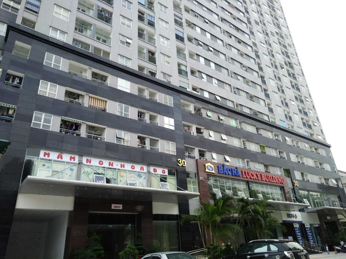 Phát lộ nhiều dự án nhà ở xã hội có căn hộ đập thông, cho ở nhờ - Ảnh 1.