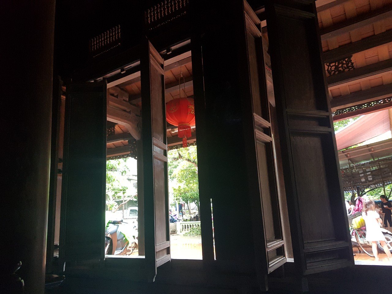 Kể chuyện làng: Ngôi nhà gỗ lim của ngoại - Ảnh 3.