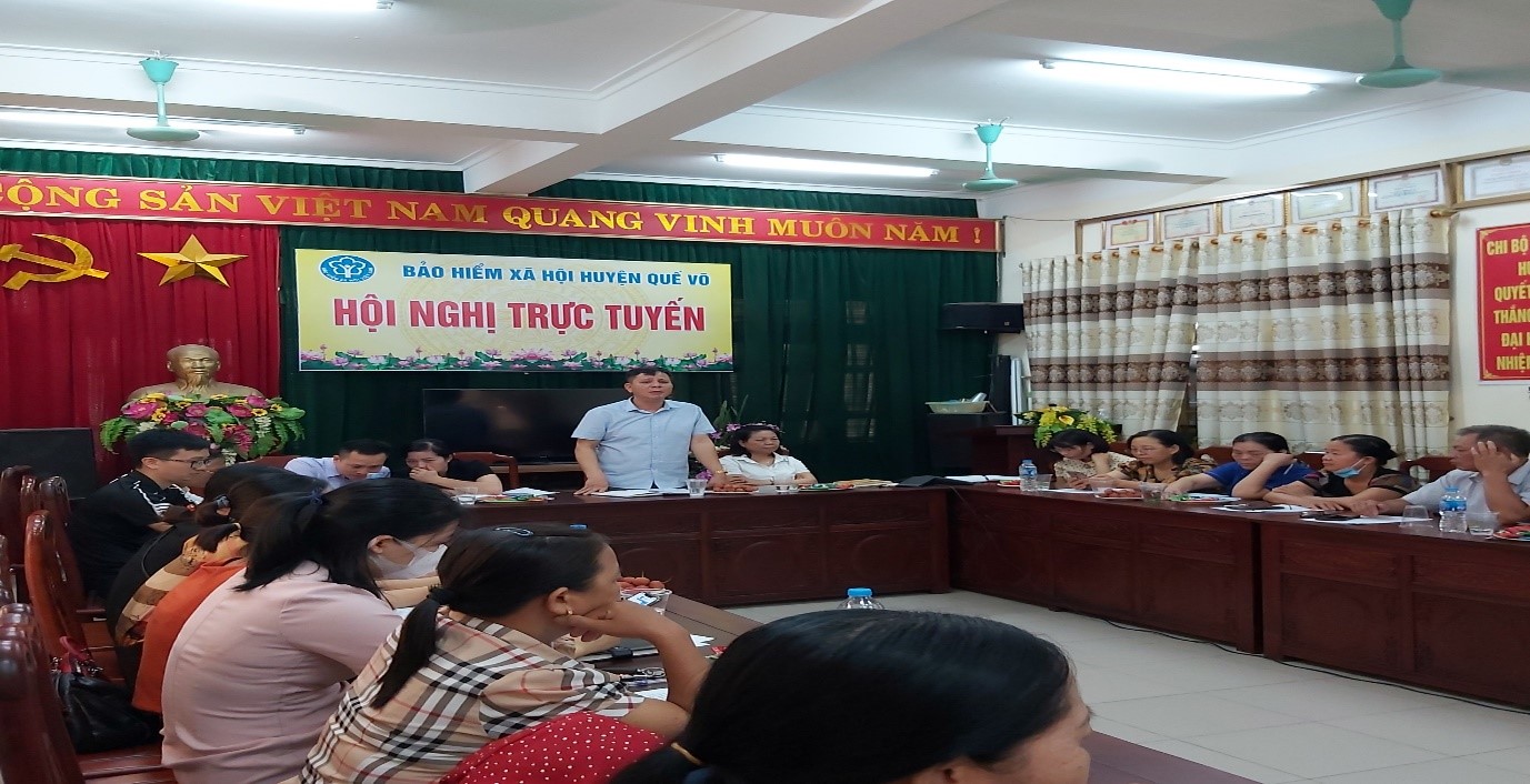 Nỗ lực vượt khó, vận động người dân tham gia BHXH tự nguyện - Ảnh 2.