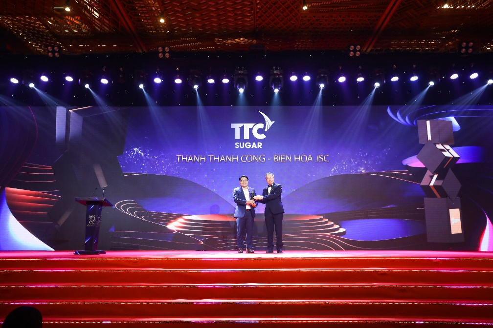 SBT tiếp tục nhận vinh danh kép tại Giải thưởng Doanh nghiệp châu Á - APEA 2022 - Ảnh 1.