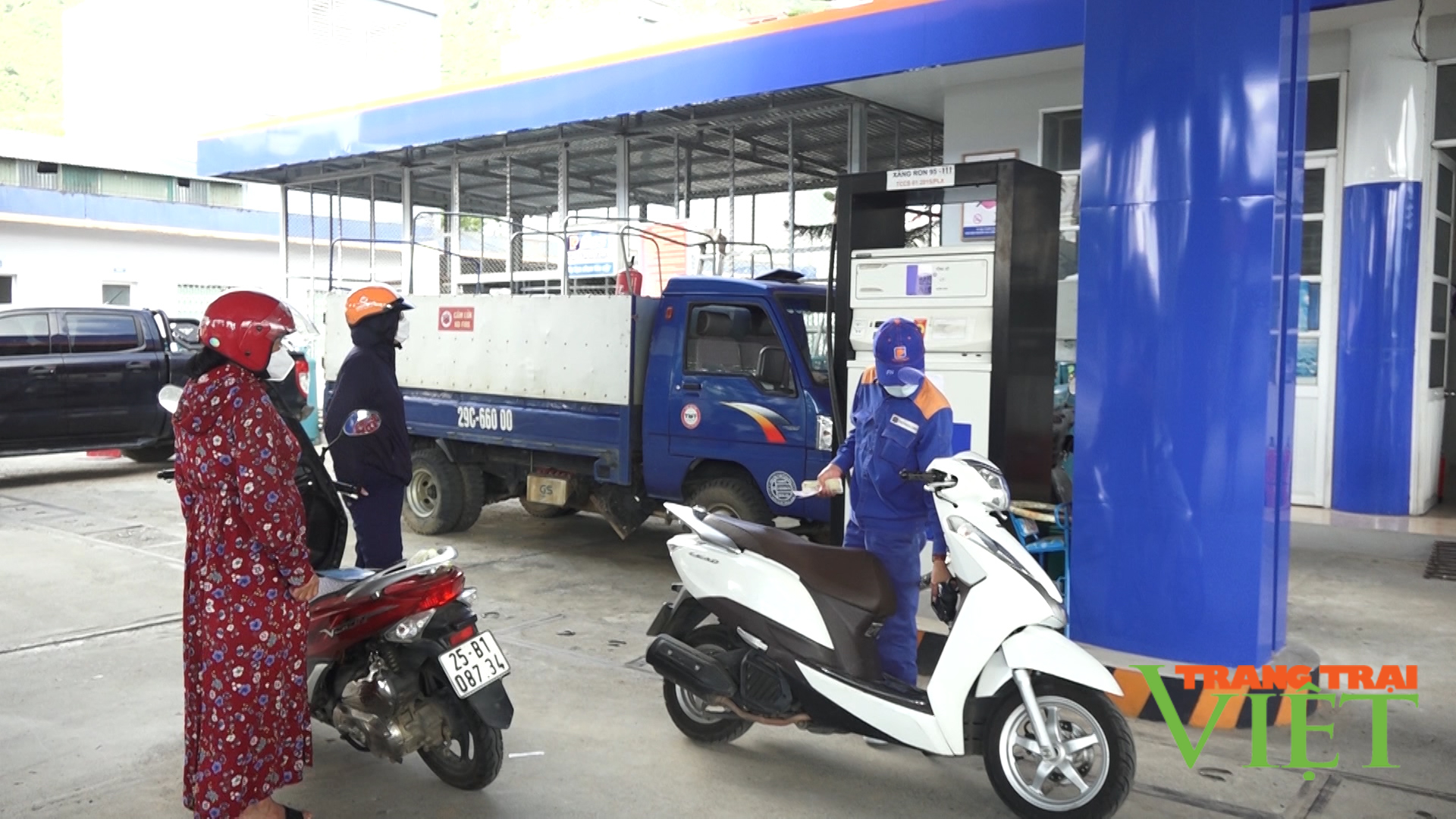 Lai Châu: Hiệu quả của việc áp dụng hóa đơn điện tử - Ảnh 1. Lai Châu: Hiệu quả của việc áp dụng hóa đơn điện tử - Ảnh 1.