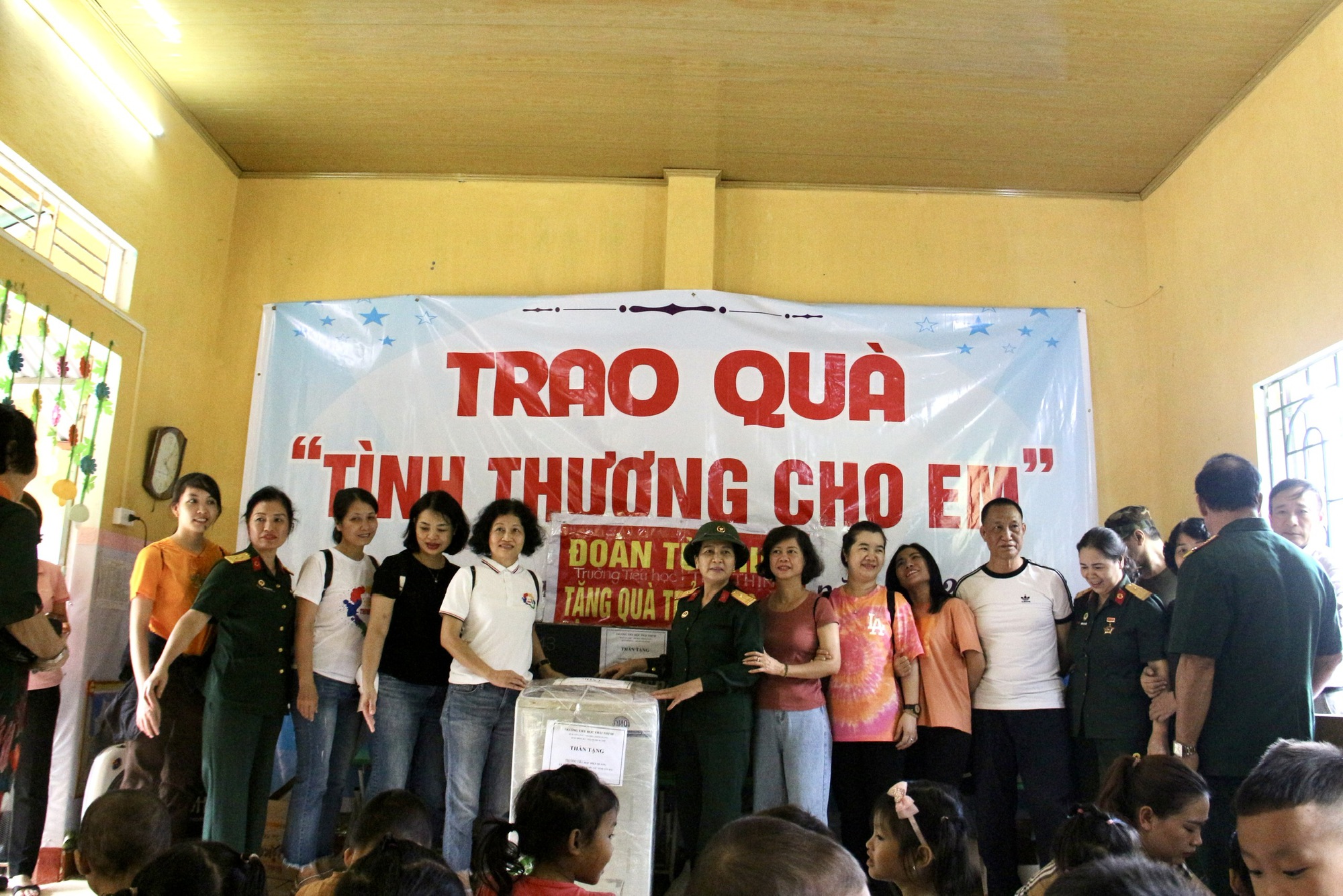 Nụ cười trong niềm vui hạnh phúc - Ảnh 5.