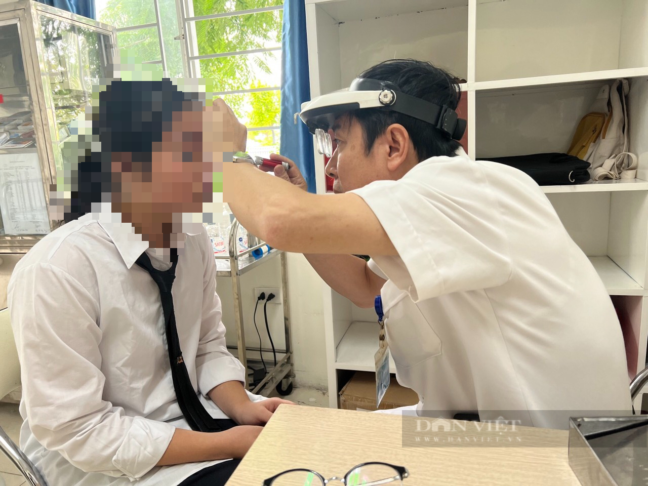 Nhiều học sinh Trường liên cấp Newton bị dị ứng phải đi viện, phụ huynh bức xúc - Ảnh 2.