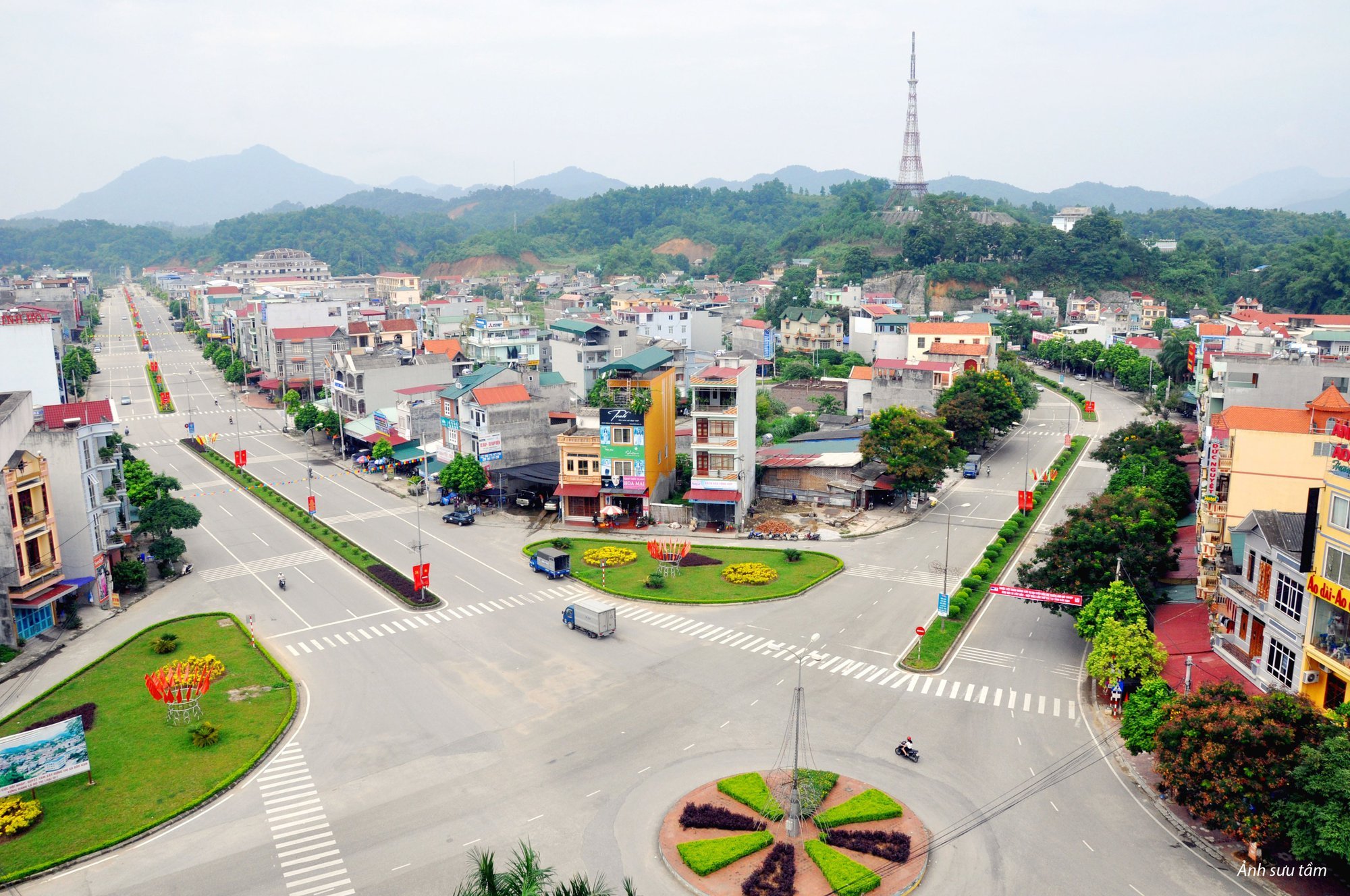 Sắc màu văn hóa đặc sắc của chợ vùng cao tỉnh Bắc Kạn - Ảnh 1.