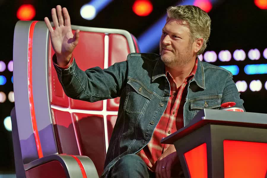 Blake Shelton từ bỏ ghế nóng &quot;The Voice&quot; - Ảnh 1.