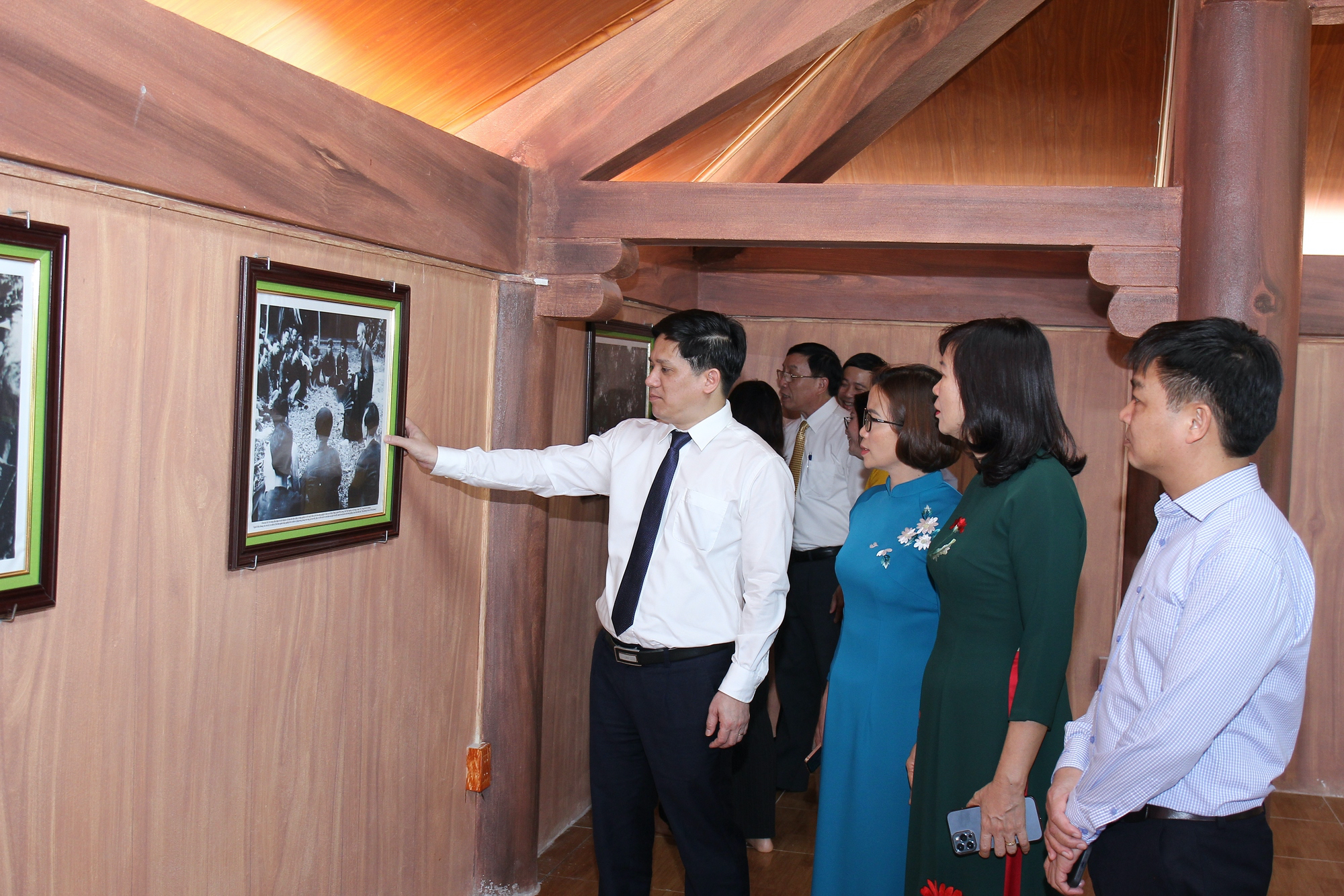 Khánh thành Nhà truyền thống di tích lịch sử Ban Nông vận T.Ư  - Ảnh 2.