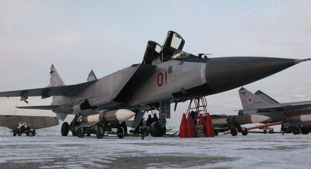 Tên lửa không đối không tầm siêu xa R-37 Nga được cho là lần đầu khai hỏa tại Ukraine - Ảnh 16.