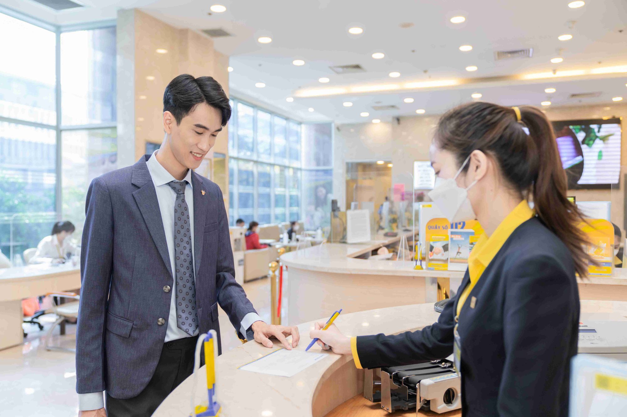 Nam A Bank - Top 10 thương hiệu tăng trưởng ấn tượng 2022 - Ảnh 2.