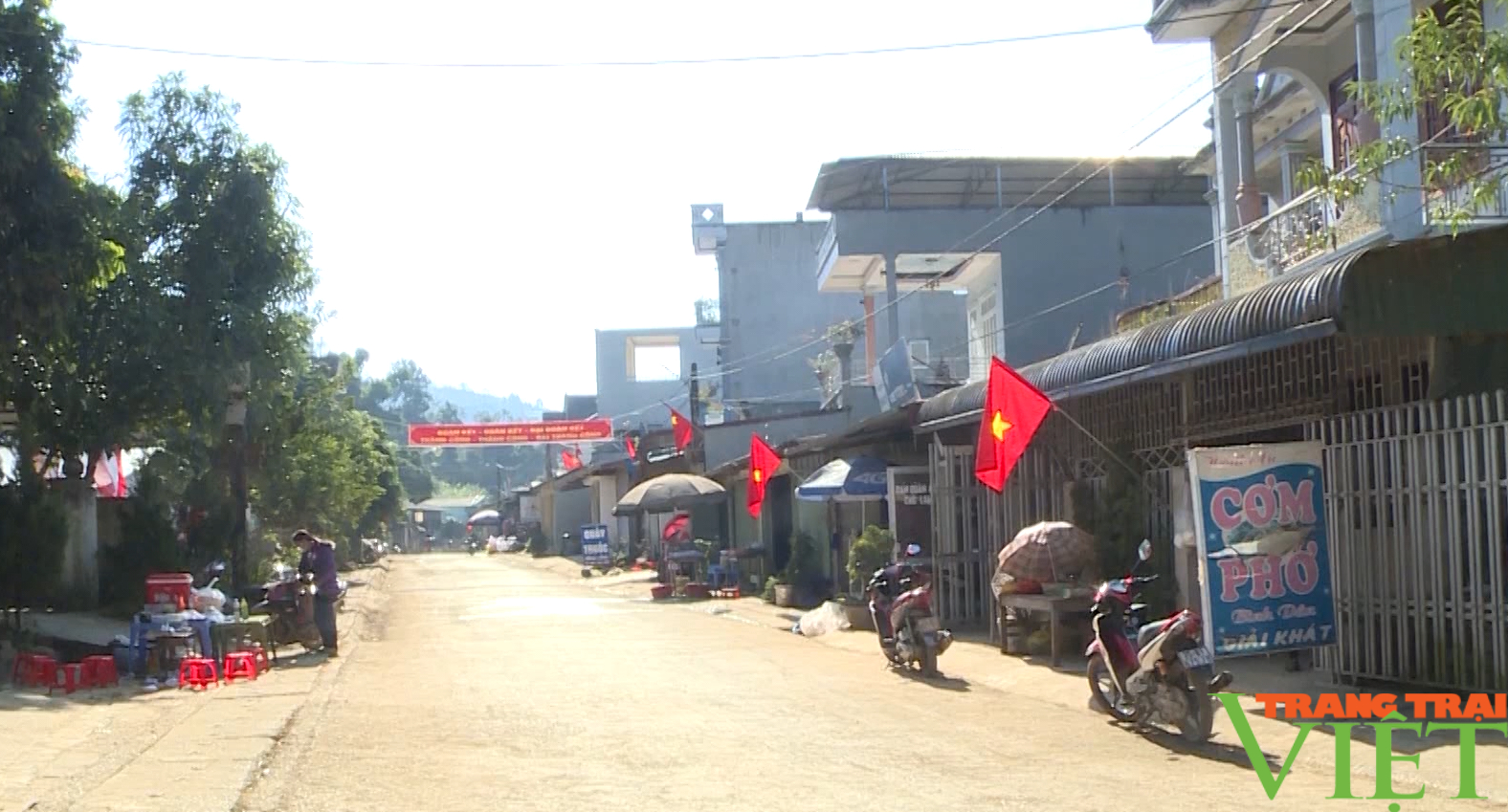 Giải pháp tăng thu nhập cho người dân ở xã vùng cao Lai Châu - Ảnh 3. Giải pháp tăng thu nhập cho người dân ở xã vùng cao Lai Châu - Ảnh 3.