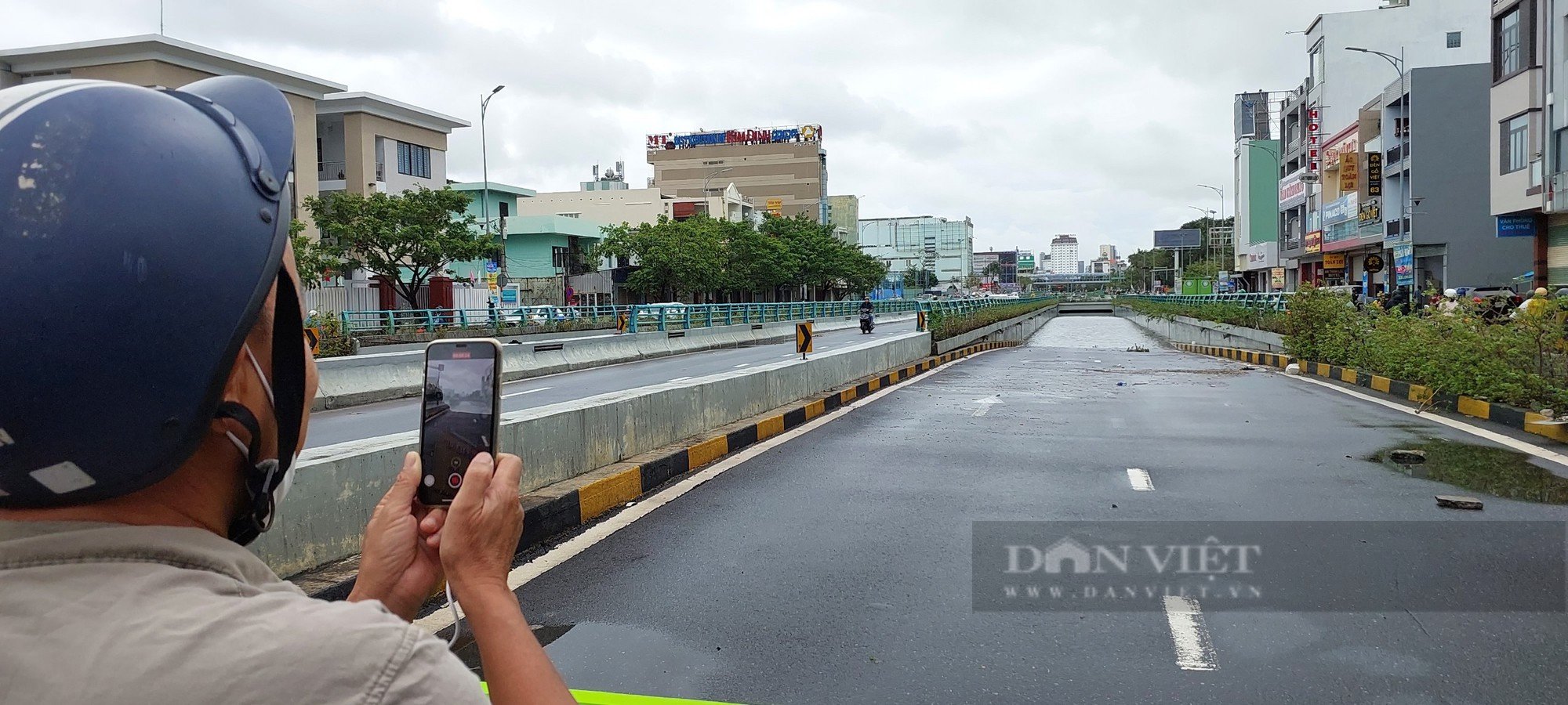 Đà Nẵng: Hầm chui Điện Biên Phủ ngập chưa từng có - Ảnh 5.