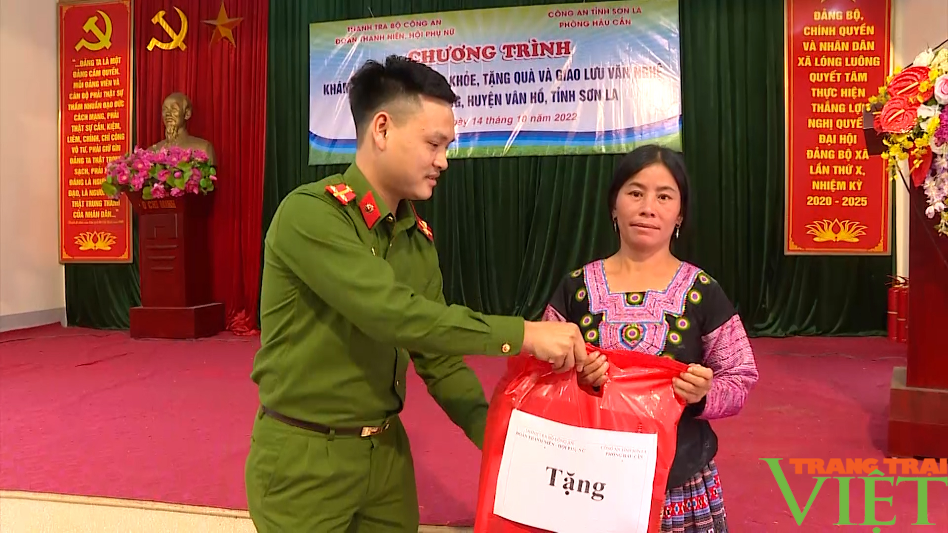 Thắm tình quân dân nơi biên giới - Ảnh 8. Thắm tình quân dân nơi biên giới - Ảnh 8.