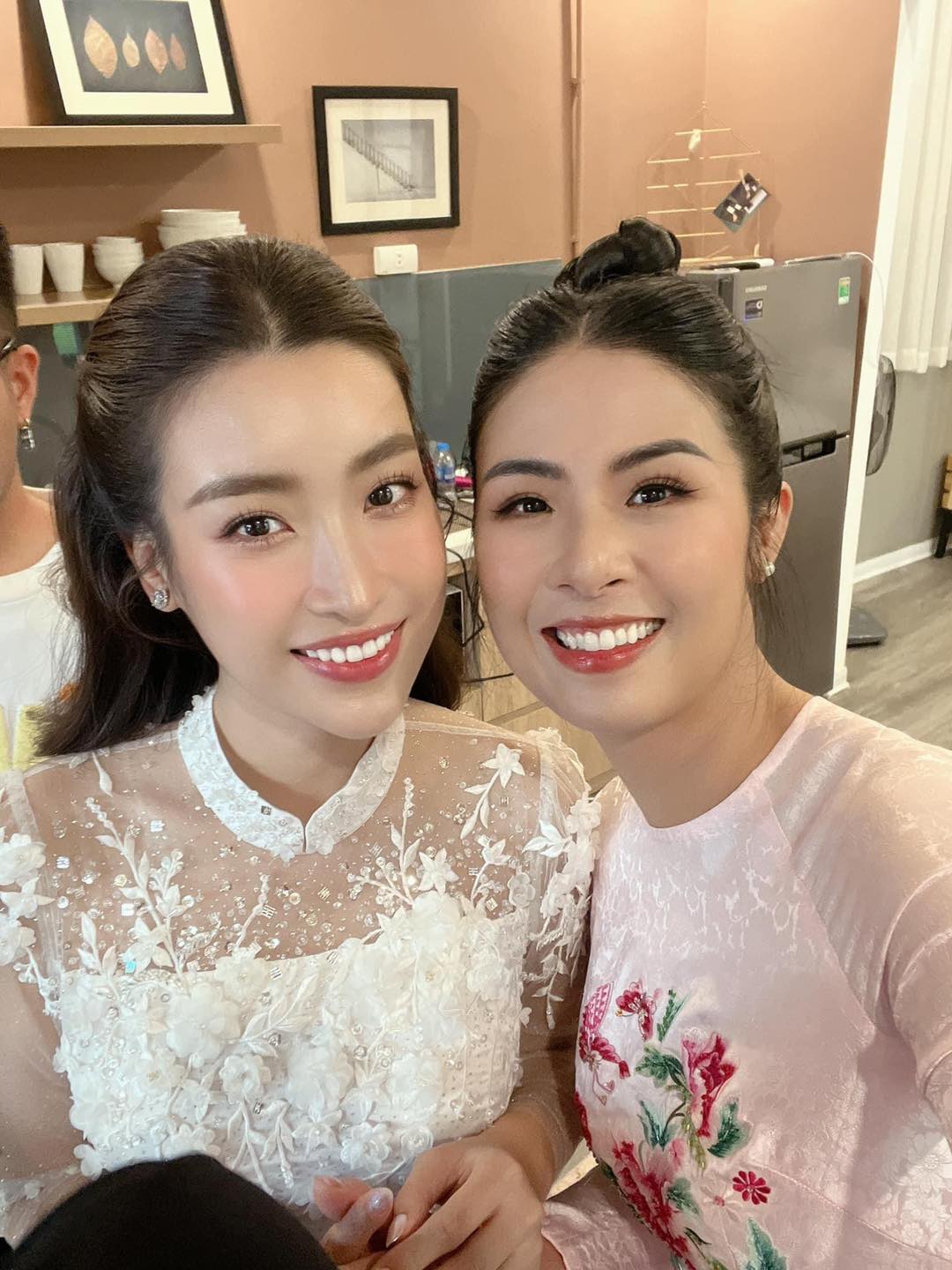 Đám hỏi Hoa hậu Đỗ Mỹ Linh gây &quot;sốt&quot; với dàn bê tráp xinh đẹp &quot;gây thương nhớ&quot; - Ảnh 10.