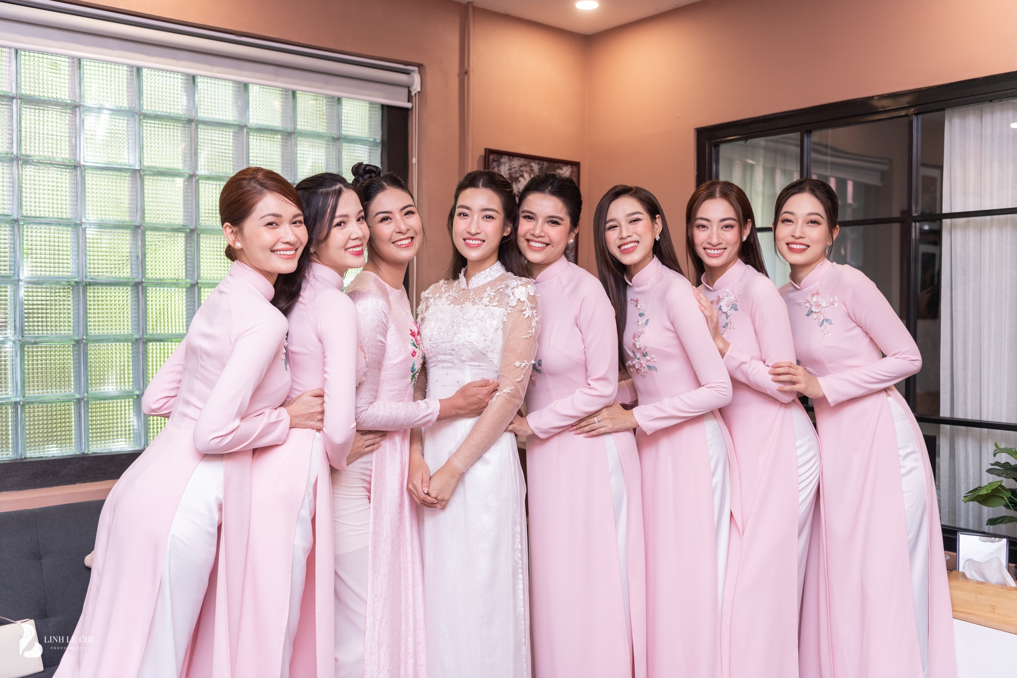 Đám hỏi Hoa hậu Đỗ Mỹ Linh gây &quot;sốt&quot; với dàn bê tráp xinh đẹp &quot;gây thương nhớ&quot; - Ảnh 8.