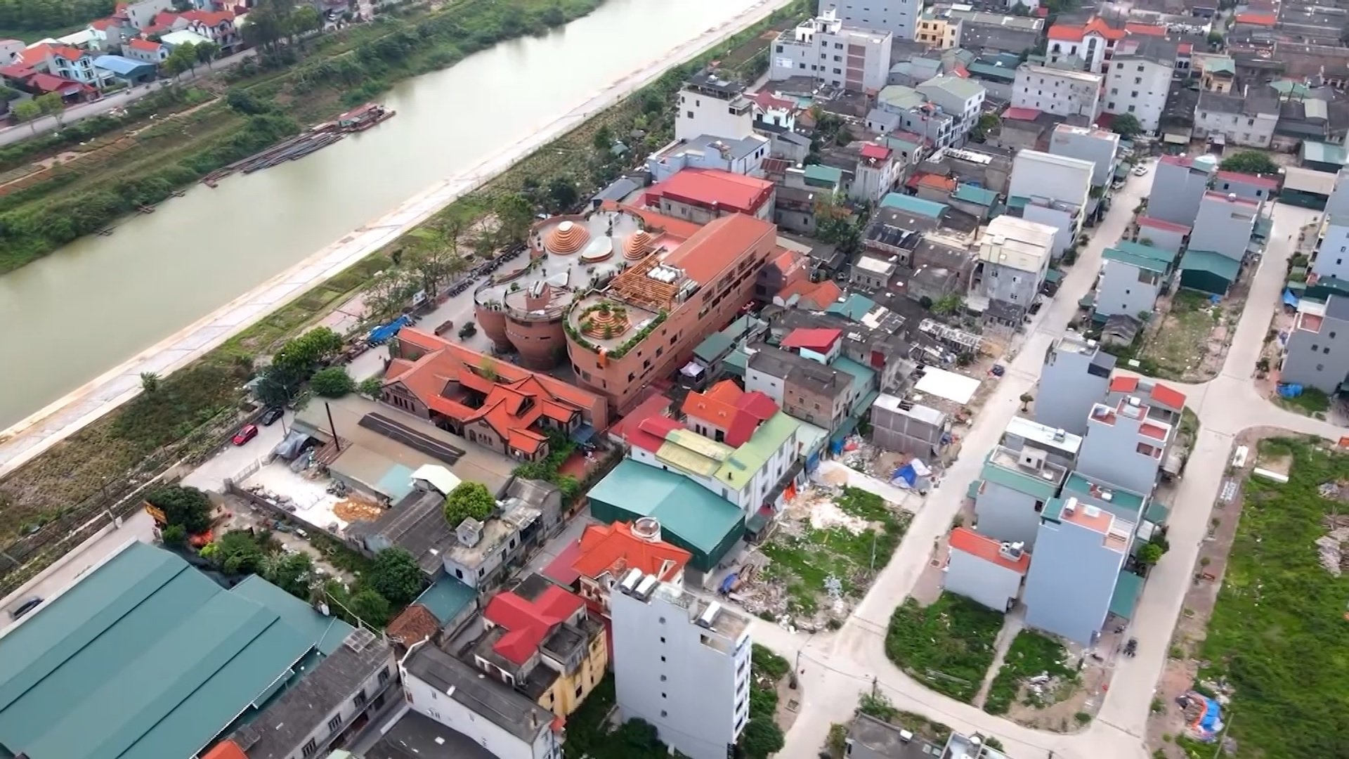 Lạm phát gia tăng có nên đầu tư vào bất động sản? - Ảnh 2. Lạm phát gia tăng có nên đầu tư vào bất động sản? - Ảnh 2.