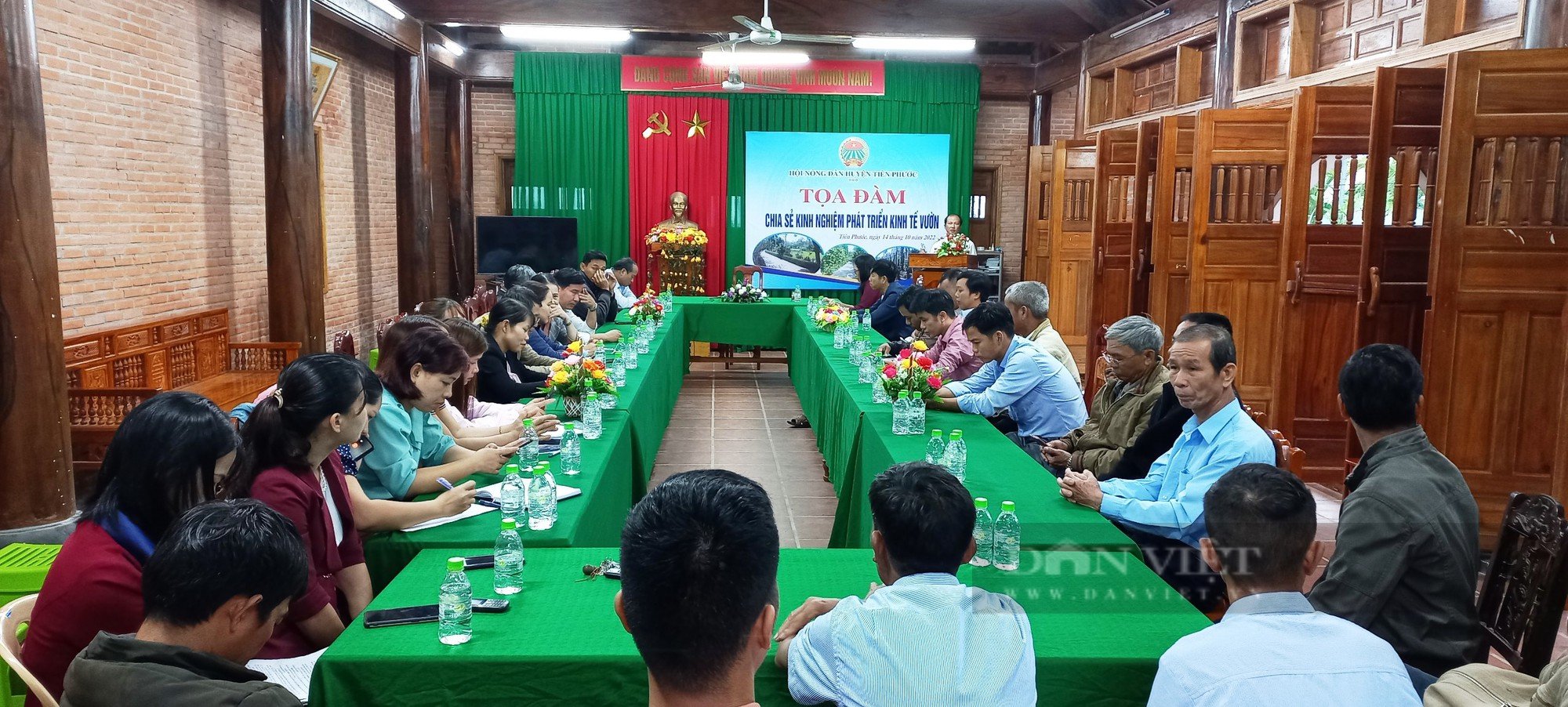 Quảng Nam: Nông dân vùng thủ phủ cây ăn quả chia sẻ bài học làm vườn cho thu nhập trăm triệu mỗi năm - Ảnh 1.