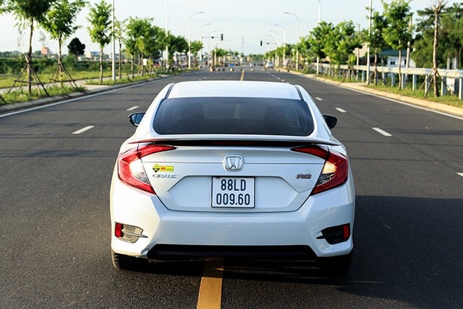 Hyundai N Line hay Honda Civic RS &quot;ngon hơn&quot; ở phân khúc Sedan thể thao? - Ảnh 4.