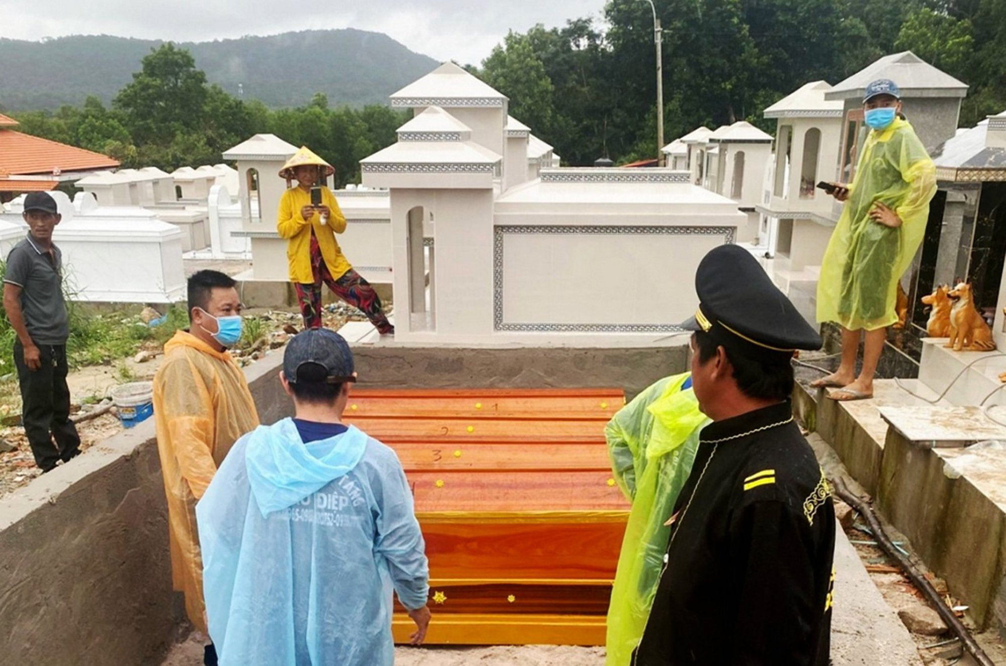Kiên Giang: Bàn giao 9 công dân và 7 mẫu ADN cho phía Trung Quốc - Ảnh 2.