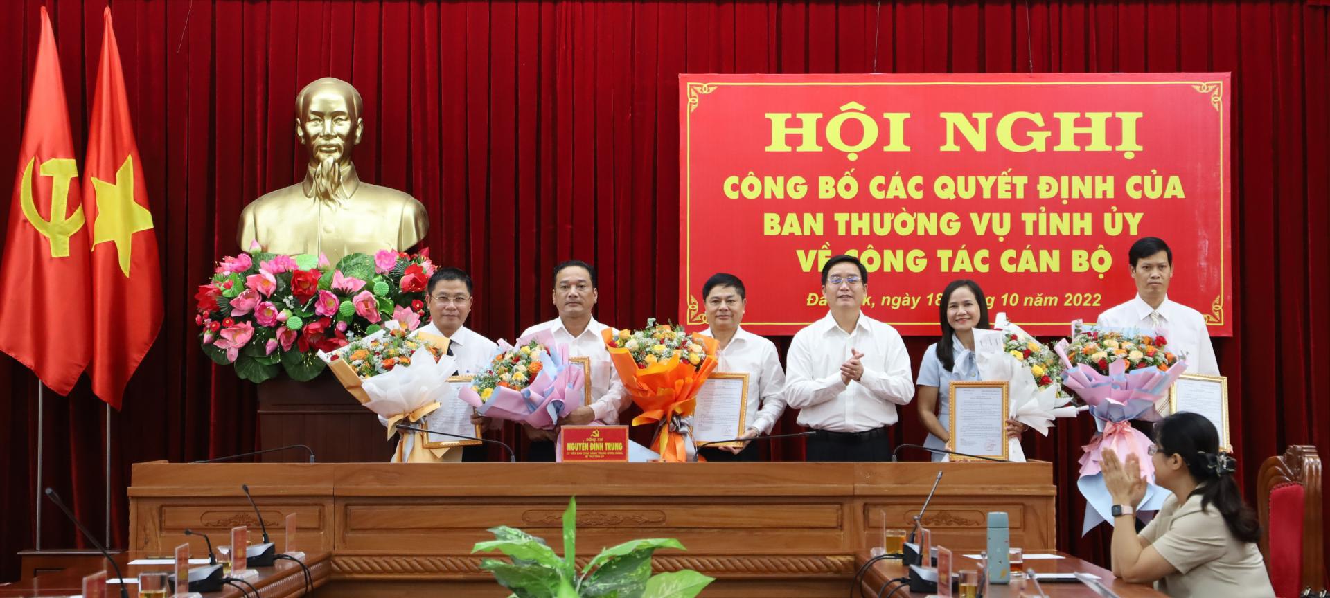 Đắk Lắk điều động, bổ nhiệm hàng loạt nhân sự lãnh đạo - Ảnh 1.