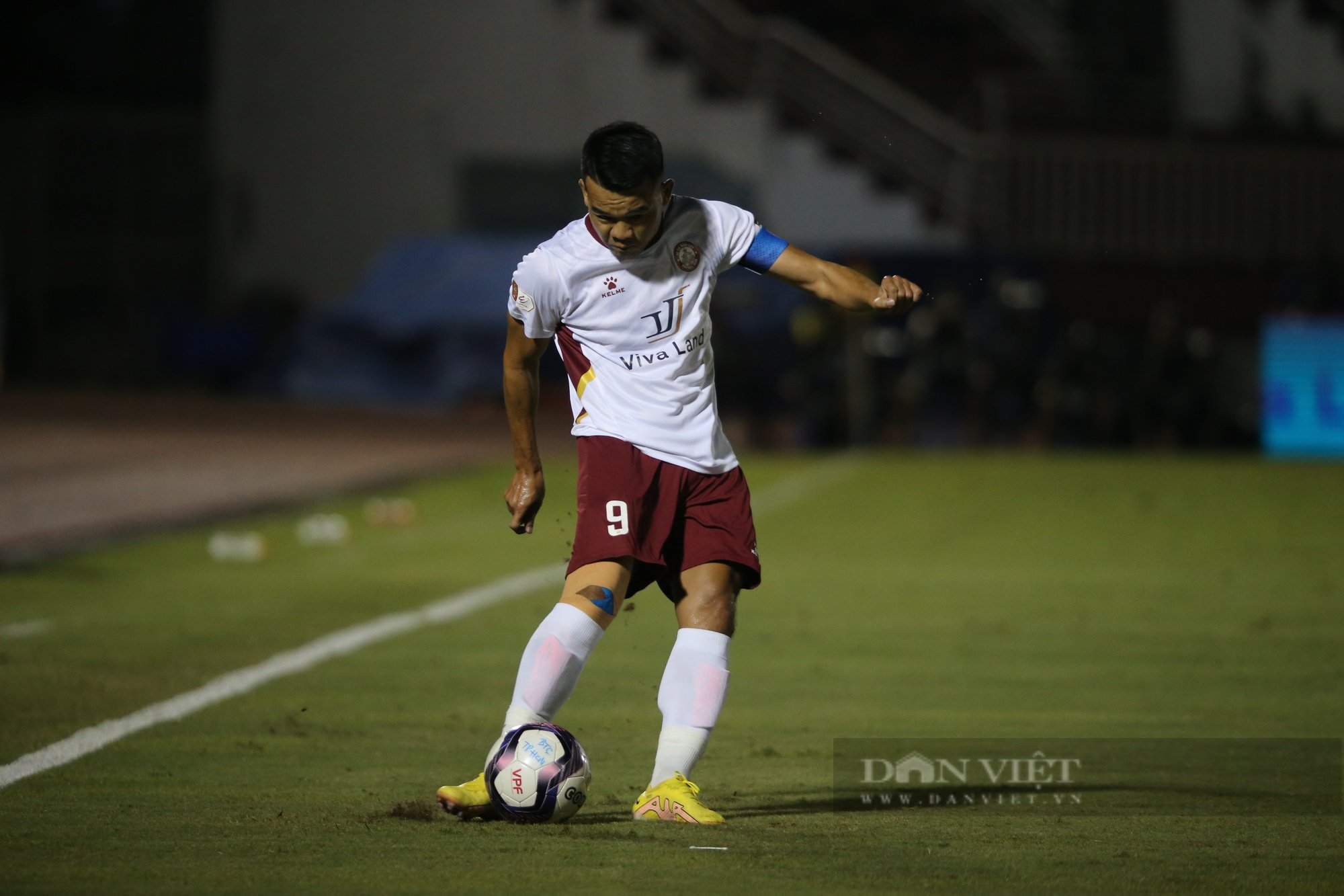 CLB TP.HCM - Hà Nội FC (19h15): Thắng để vô địch, có điểm để trụ hạng - Ảnh 1.
