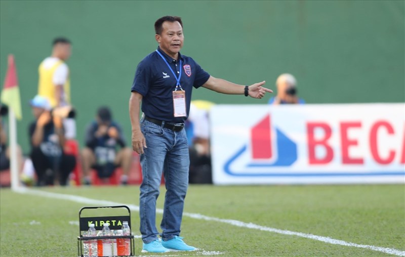 HLV Lư Đình Tuấn nói gì sau trận thua Hà Nội FC? - Ảnh 1.