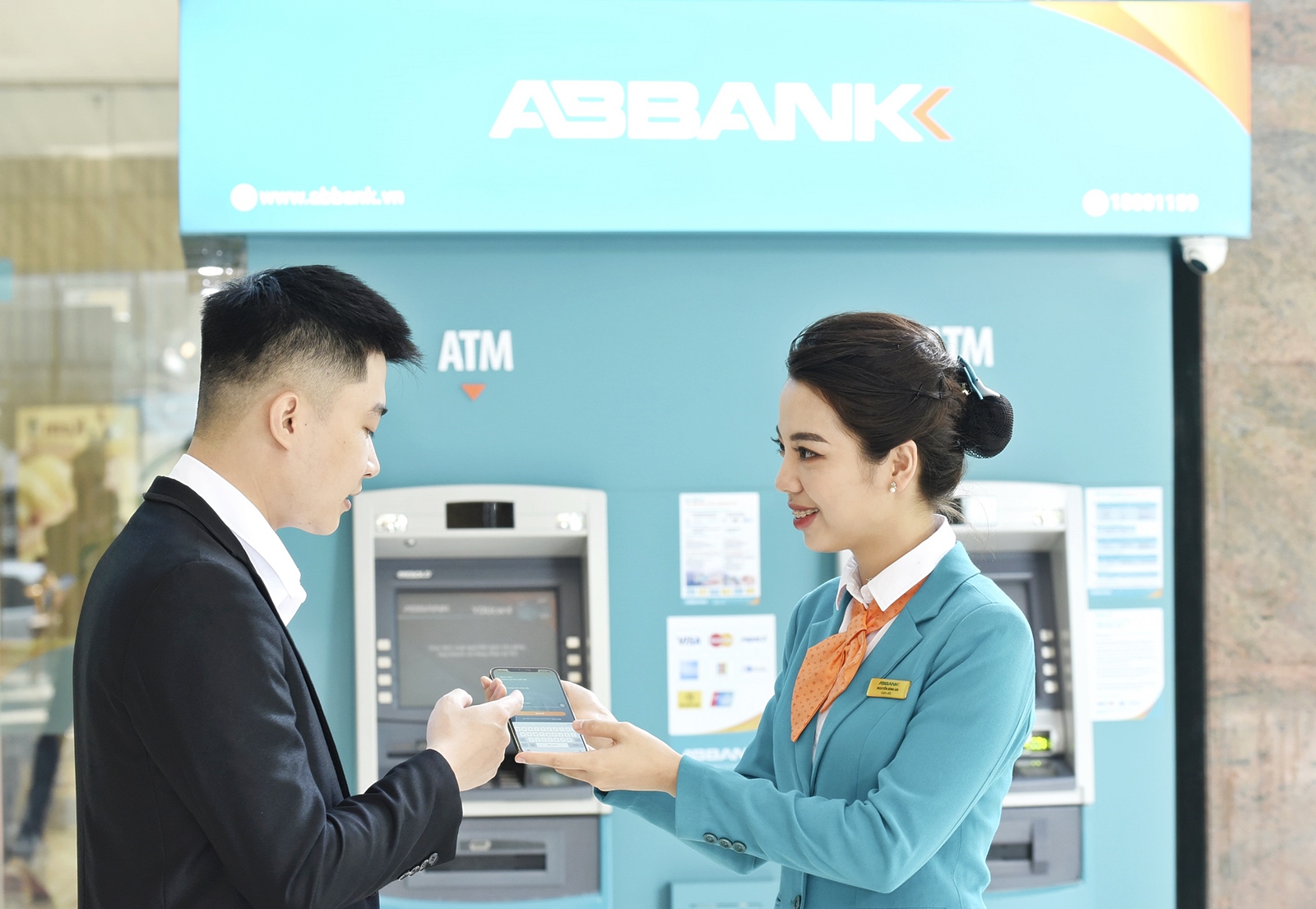 ABBANK: Lợi nhuận đạt 1.702 tỷ đồng, đã mua lại 400 tỷ nợ VAMC - Ảnh 2. ABBANK: Lợi nhuận đạt 1.702 tỷ đồng, đã mua lại 400 tỷ nợ VAMC - Ảnh 2.