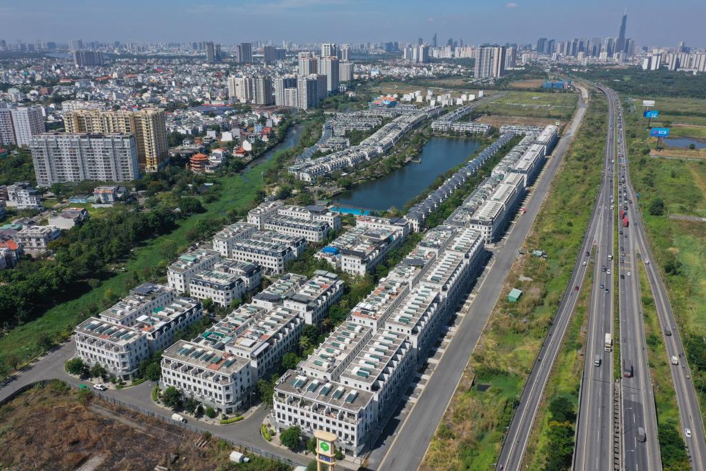 Đầy đủ pháp lý, xây xong mới bán – Hướng đi an toàn của các chủ đầu tư bất động sản - Ảnh 1.