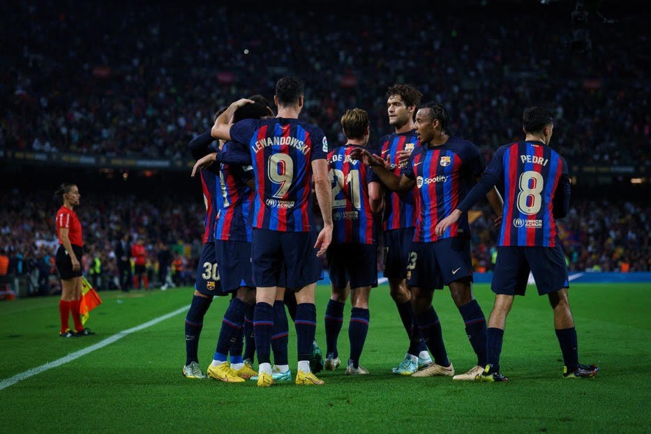 Barca thắng dễ Villarreal, HLV Xavi hết lời ca ngợi ai? - Ảnh 1.