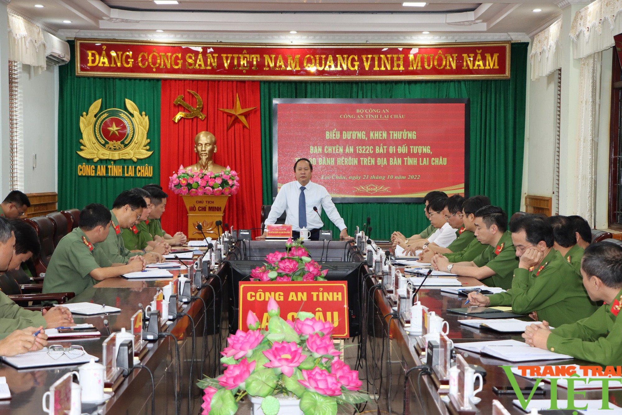 Lai Châu: "Biểu dương, thưởng nóng" ban chuyên án 1322C - Ảnh 1. Lai Châu: "Biểu dương, thưởng nóng" ban chuyên án 1322C - Ảnh 1.