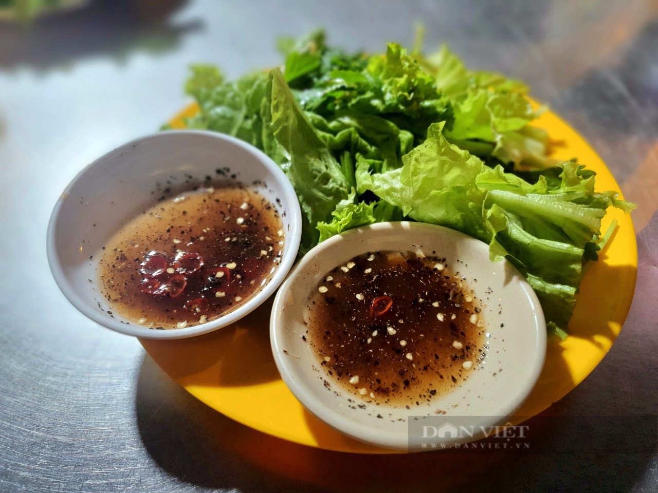 Sài Gòn quán: Hủ tiếu xuyên đêm ở quận 5, khách đợi 45 phút mới có món, ai thiếu kiên nhẫn thì… thôi rồi - Ảnh 5.