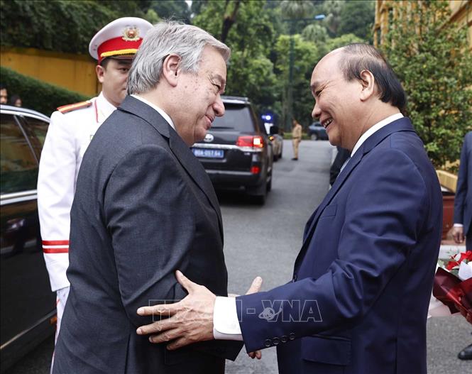 Cận cảnh lễ đón Tổng Thư ký Liên Hiệp Quốc António Guterres thăm Việt Nam - Ảnh 4. Cận cảnh lễ đón Tổng Thư ký Liên Hiệp Quốc António Guterres thăm Việt Nam - Ảnh 4.