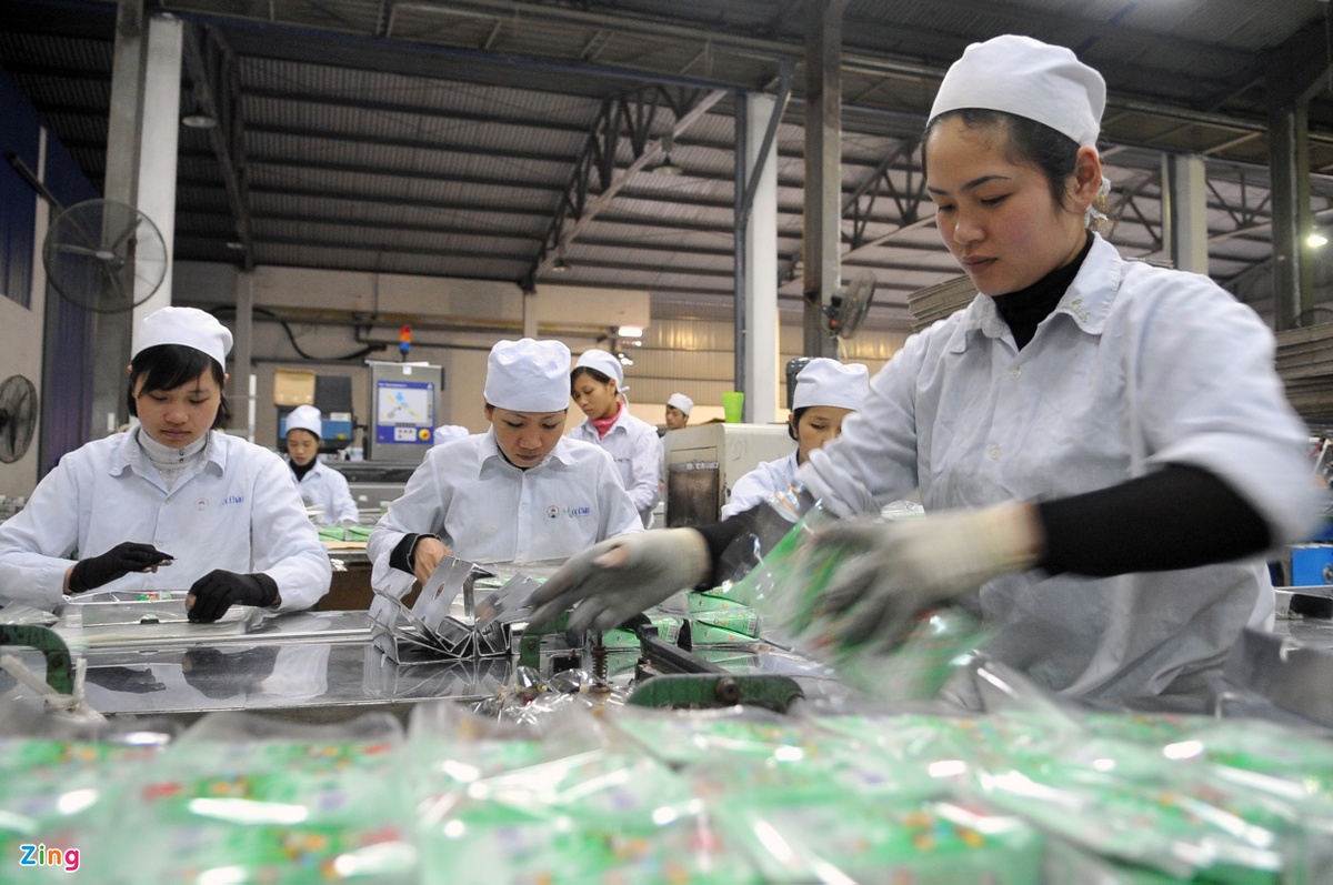 Giá USD tăng cao, doanh nghiệp đối phó thế nào - Ảnh 1. Giá USD tăng cao, doanh nghiệp đối phó thế nào - Ảnh 1.