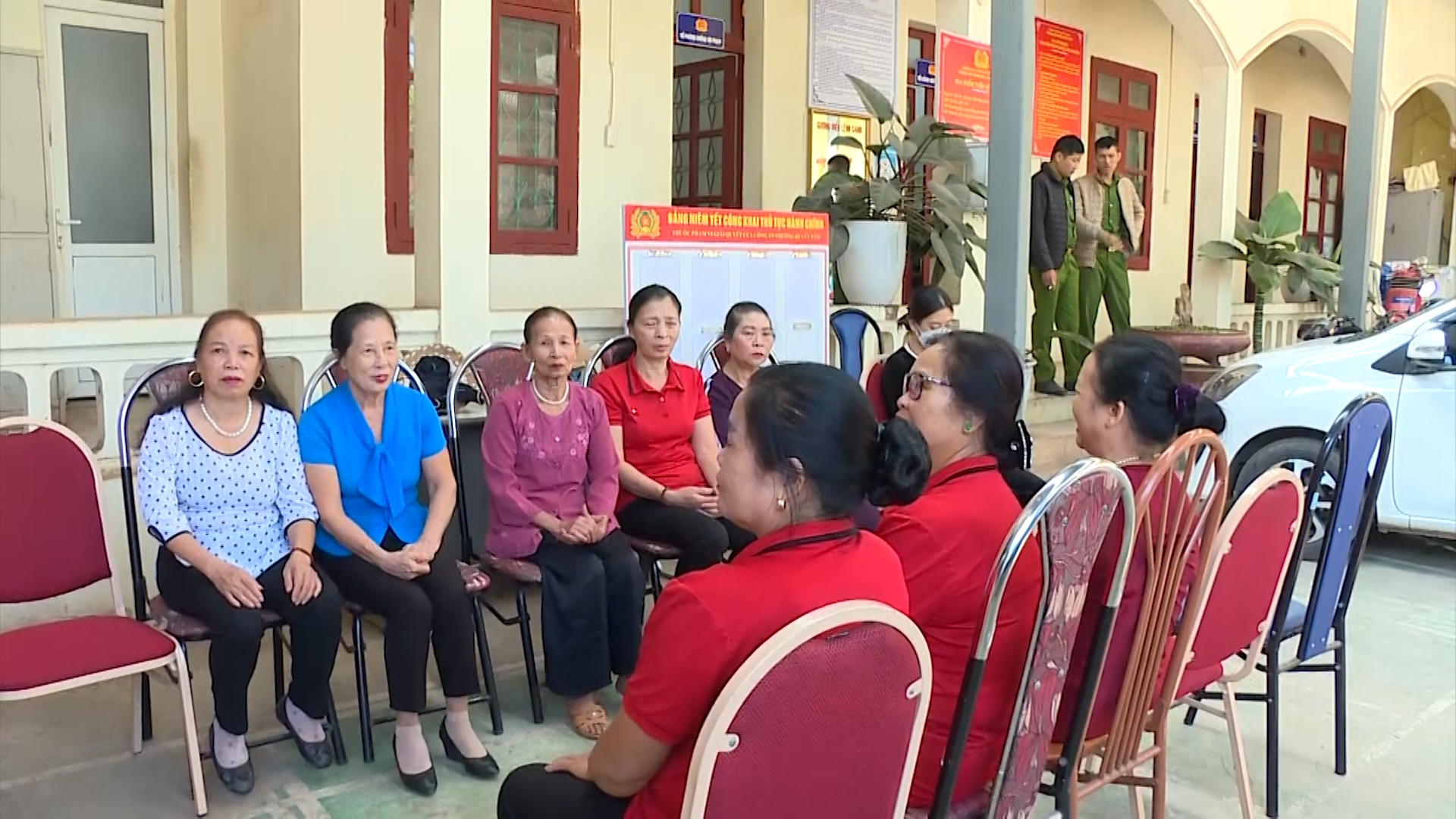 Sơn La: Ngày, đêm hoàn thành chỉ tiêu Luật Cư trú - Ảnh 2. Sơn La: Ngày, đêm hoàn thành chỉ tiêu Luật Cư trú - Ảnh 2.