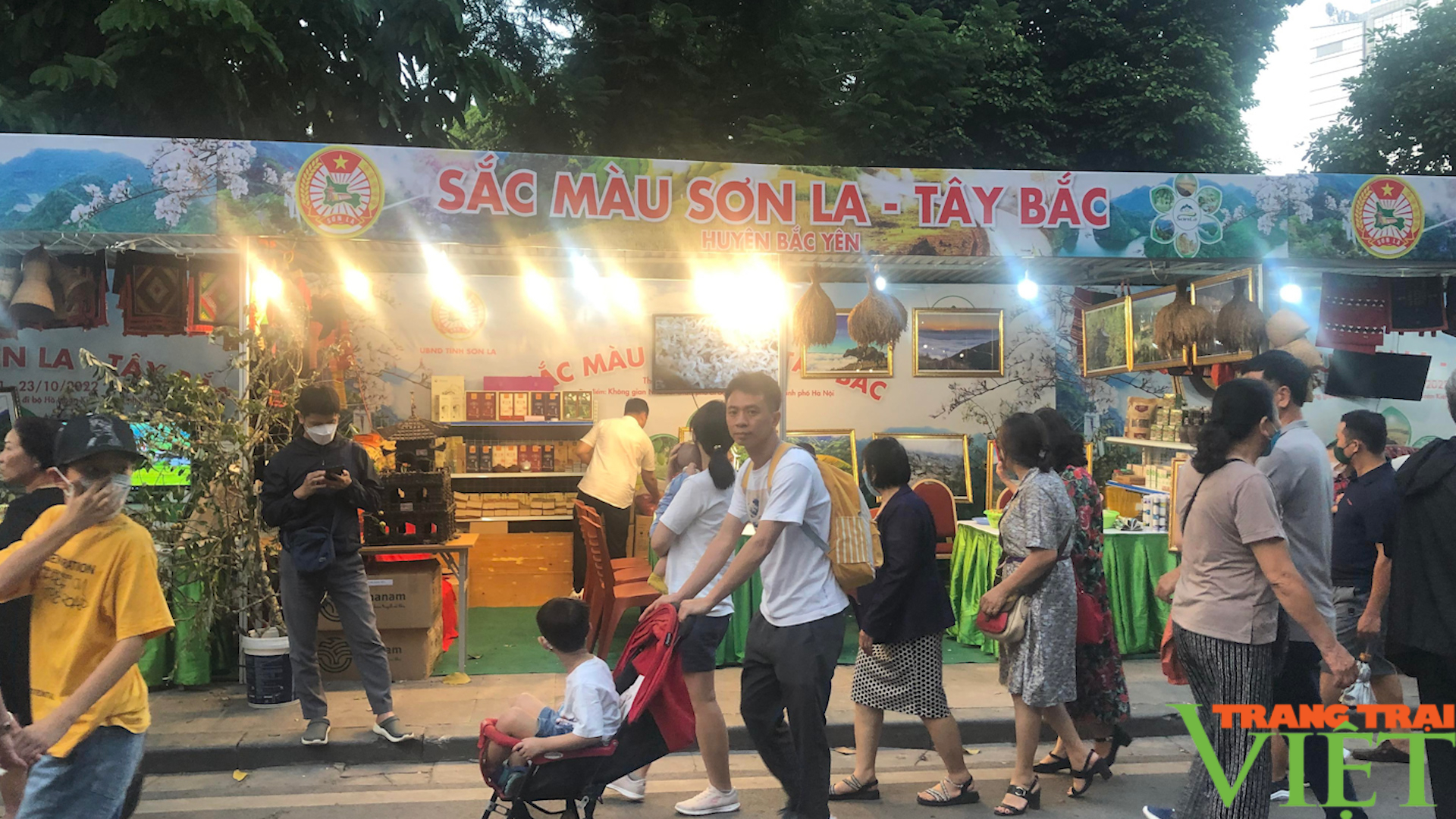 'Sắc màu Sơn La – Tây Bắc' lần thứ 2, năm 2022 - Ảnh 4. 'Sắc màu Sơn La – Tây Bắc' lần thứ 2, năm 2022 - Ảnh 4.