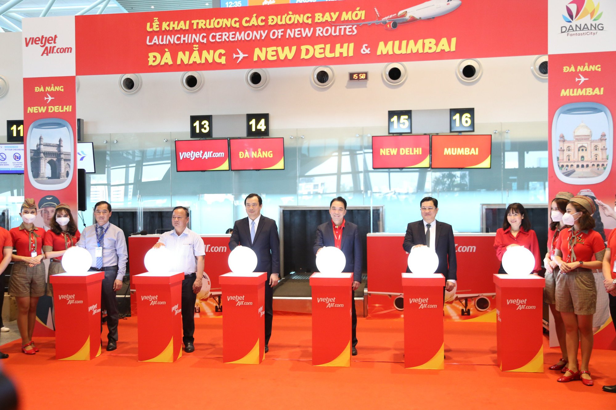 Đà Nẵng mở đường bay thẳng đến Ấn Độ, đón thị trường 1,4 tỉ dân - Ảnh 1.