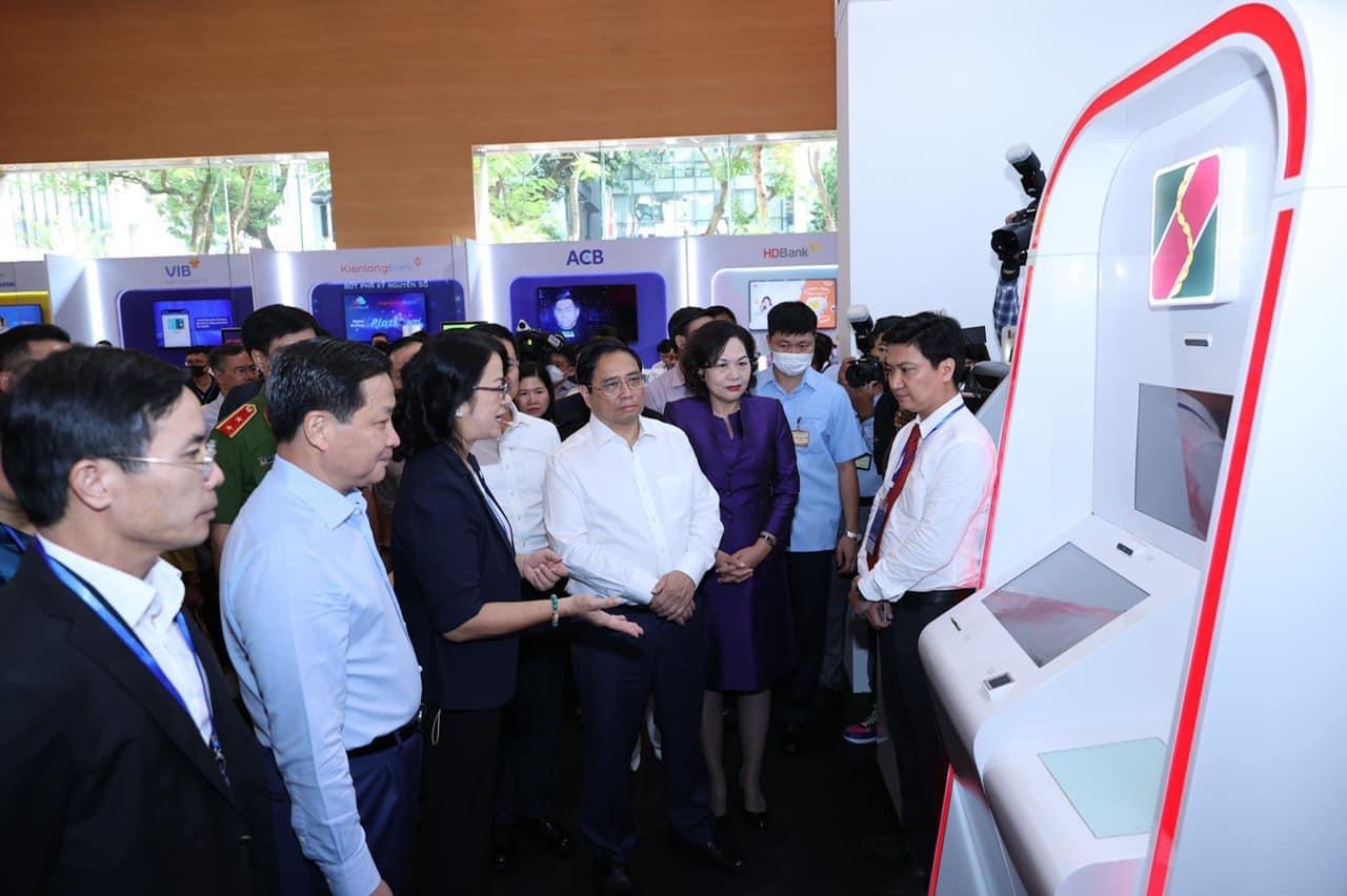 Một điểm sáng thành công trong chuyển đổi số song hành cùng chính sách tam nông tại Agribank - Ảnh 1.