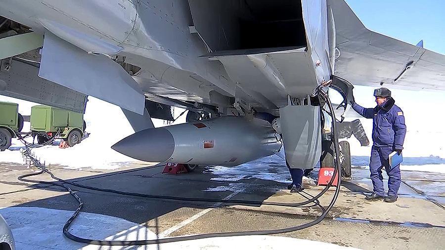 Tiêm kích MiG-31 Nga đã bắn rơi cường kích Su-24 Ukraine thế nào? - Ảnh 22.