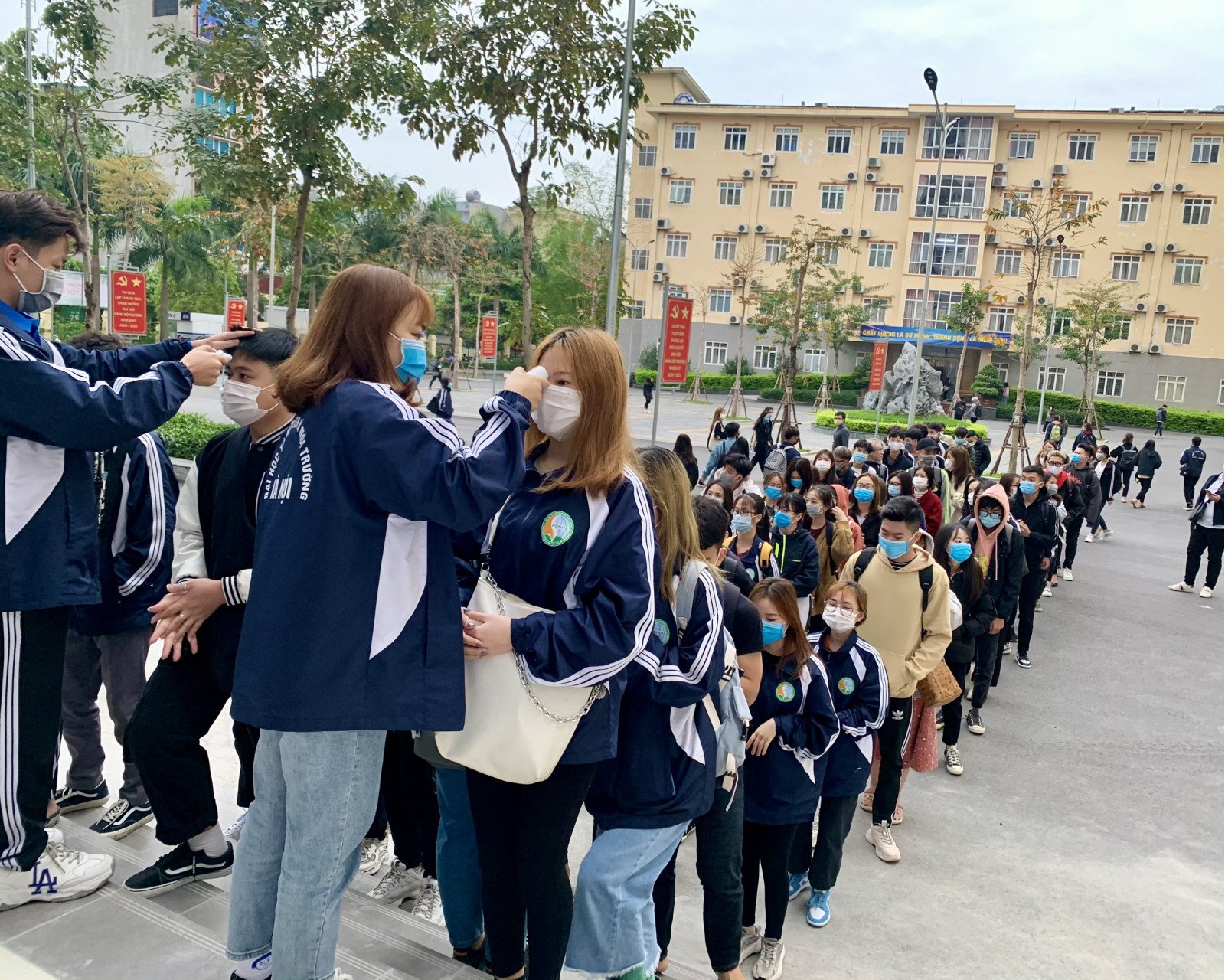 Cập nhật các trường xét tuyển bổ sung năm 2022 ở Hà Nội, còn rất nhiều chỉ tiêu  - Ảnh 1.