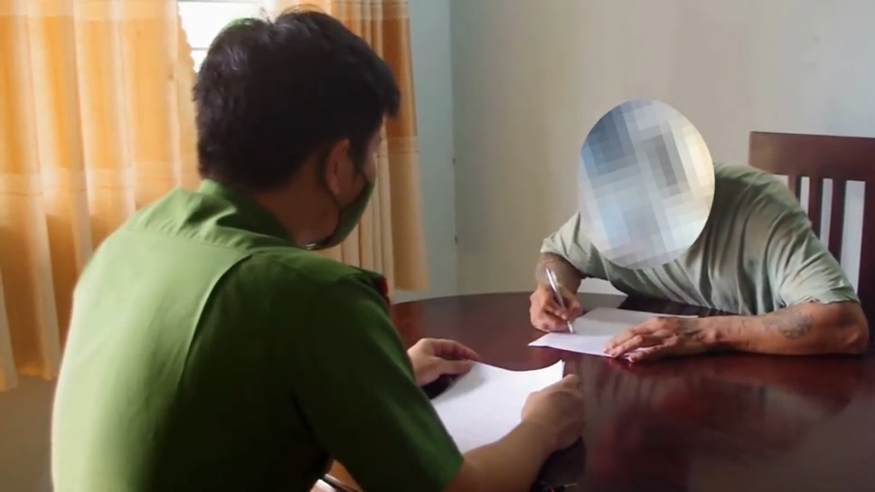 Nhậu say về bị mất ví tiền, nam thanh niên sợ vợ đuổi khỏi nhà nên báo tin cướp giả - Ảnh 1.