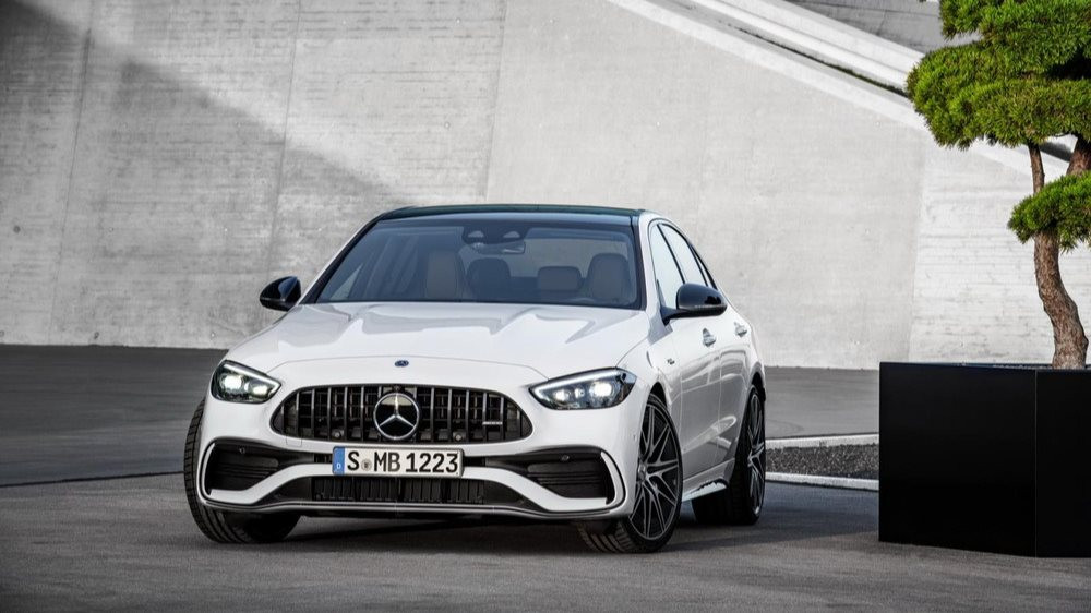 Năm 2023 sẽ lắp ráp Mercedes-AMG C 43 4MATIC+ tại Việt Nam - Ảnh 2.