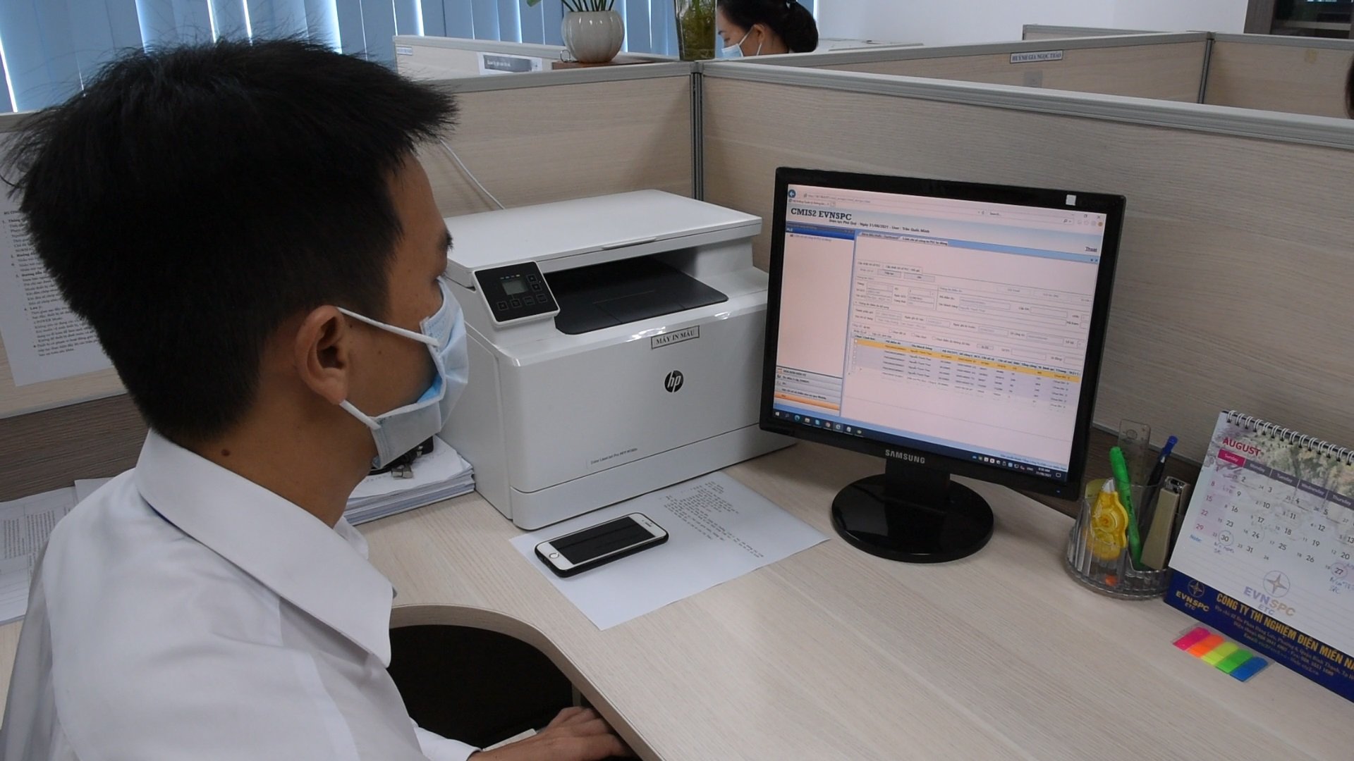 Điện lực miền Nam: Chăm sóc khách hàng hiệu quả hơn nhờ số hóa - Ảnh 4.