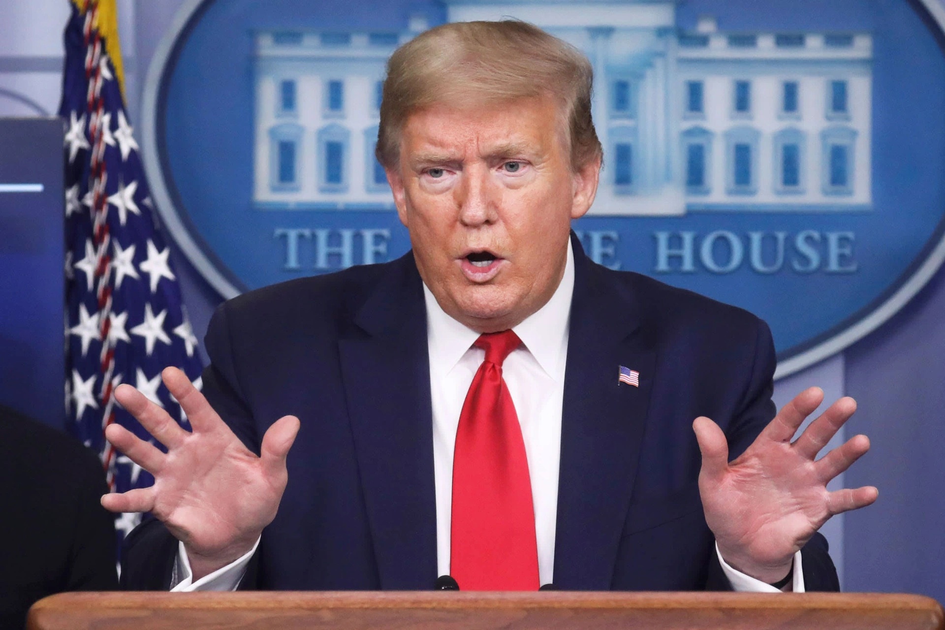 Người Mỹ không còn mặn mà với trận tái đấu Trump - Biden - Ảnh 3.