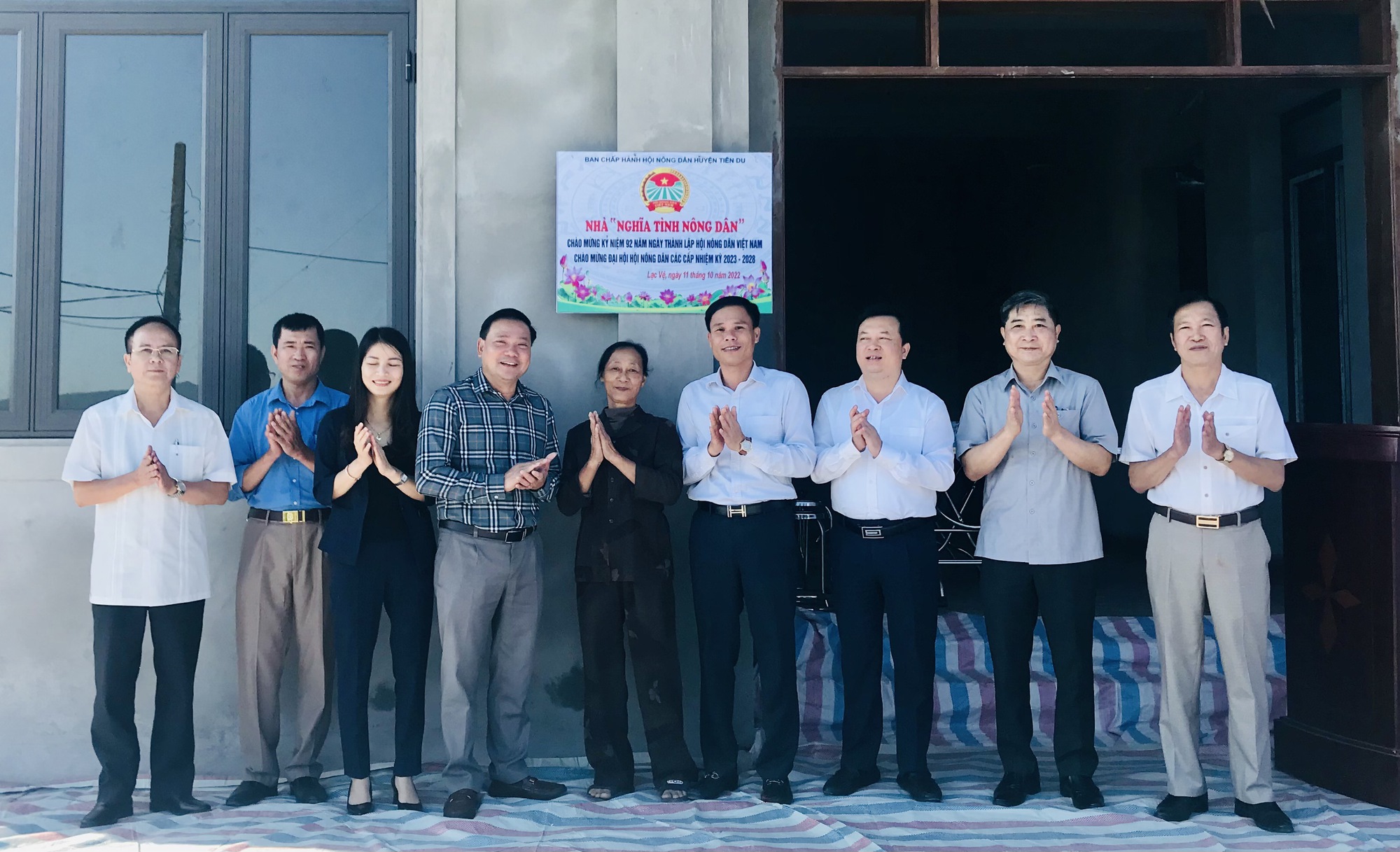 Nông dân nghèo Bắc Ninh nhân thêm niềm vui từ những mái nhà &quot;Nghĩa tình nông dân&quot;  - Ảnh 1.