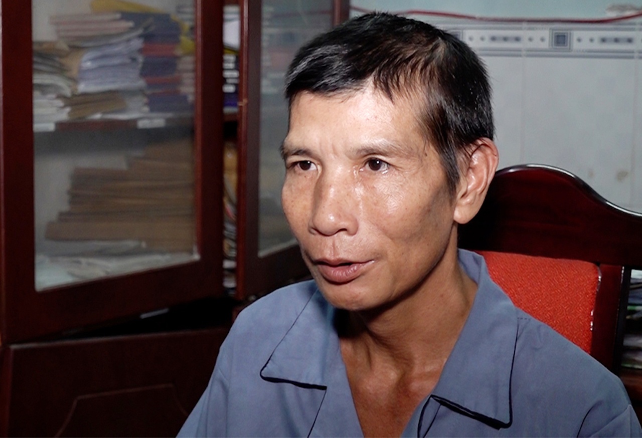 Kẻ trốn truy nã bị bắt khi đang ăn xin - Ảnh 1.