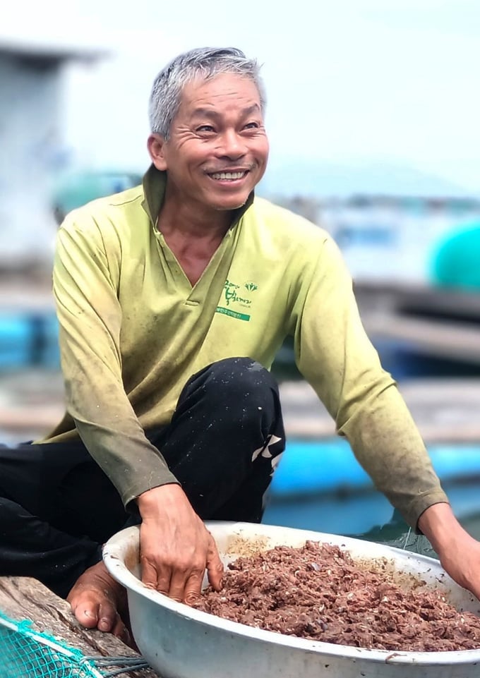 Tỷ phú nông dân nuôi cá trên biển Khánh Hòa, doanh thu 25-30 tỷ, từng một thời &quot;làm than thổ phỉ&quot; - Ảnh 1.