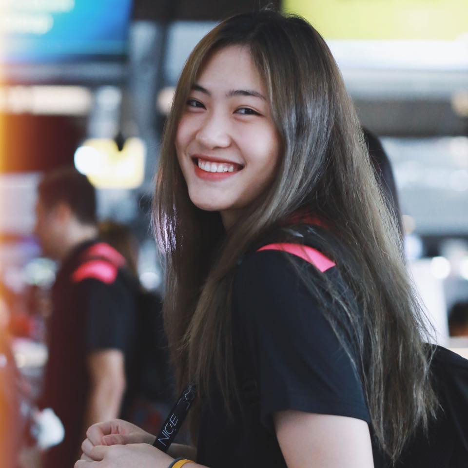 Mê mẩn trước nhan sắc của &quot;ngọc nữ bóng chuyền&quot; Trần Việt Hương - Ảnh 4.