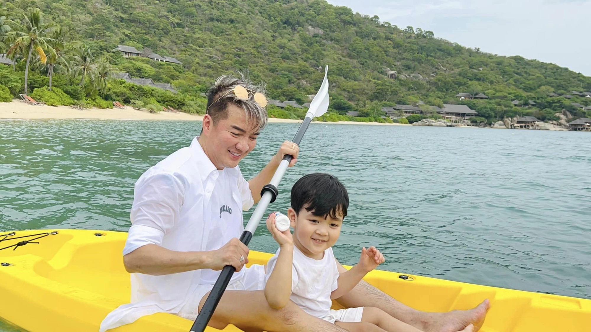 Đàm Vĩnh Hưng và những sao Việt bí mật khi &quot;lên chức&quot; bố mẹ  - Ảnh 1.