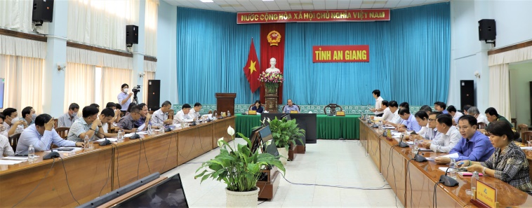 Giải ngân vốn đầu tư công thuộc nhóm thấp hơn mức bình quân chung của cả nước, An Giang chạy nước rút - Ảnh 1.
