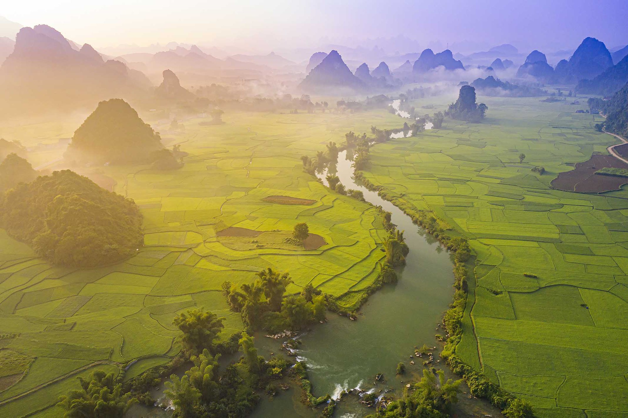 Việt Nam thuộc top 10 điểm đến tránh Đông lý tưởng do báo Đức đề xuất  - Ảnh 1.